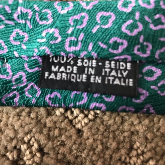 Mario Caldi tie, green with pink/purple design - Picture 5 of 5